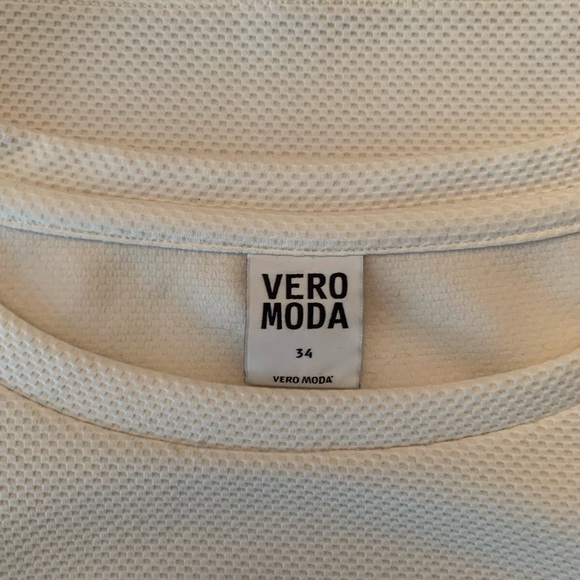 Vero Moda White and Black dress. Size 34 - Picture 4 of 6